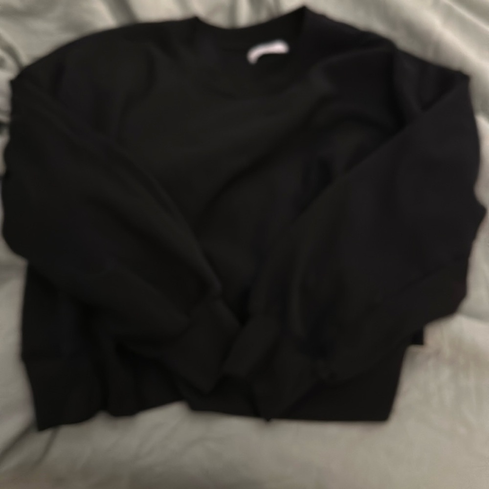Women’s Cropped Sweater